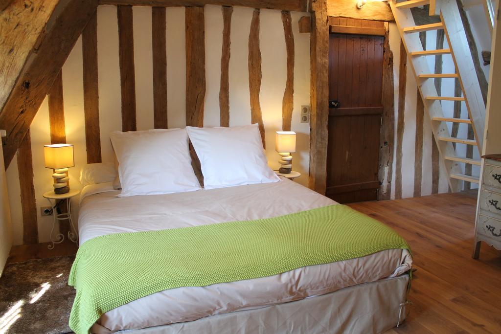 Manoir De La Guerie Bed and Breakfast Ablon Værelse billede
